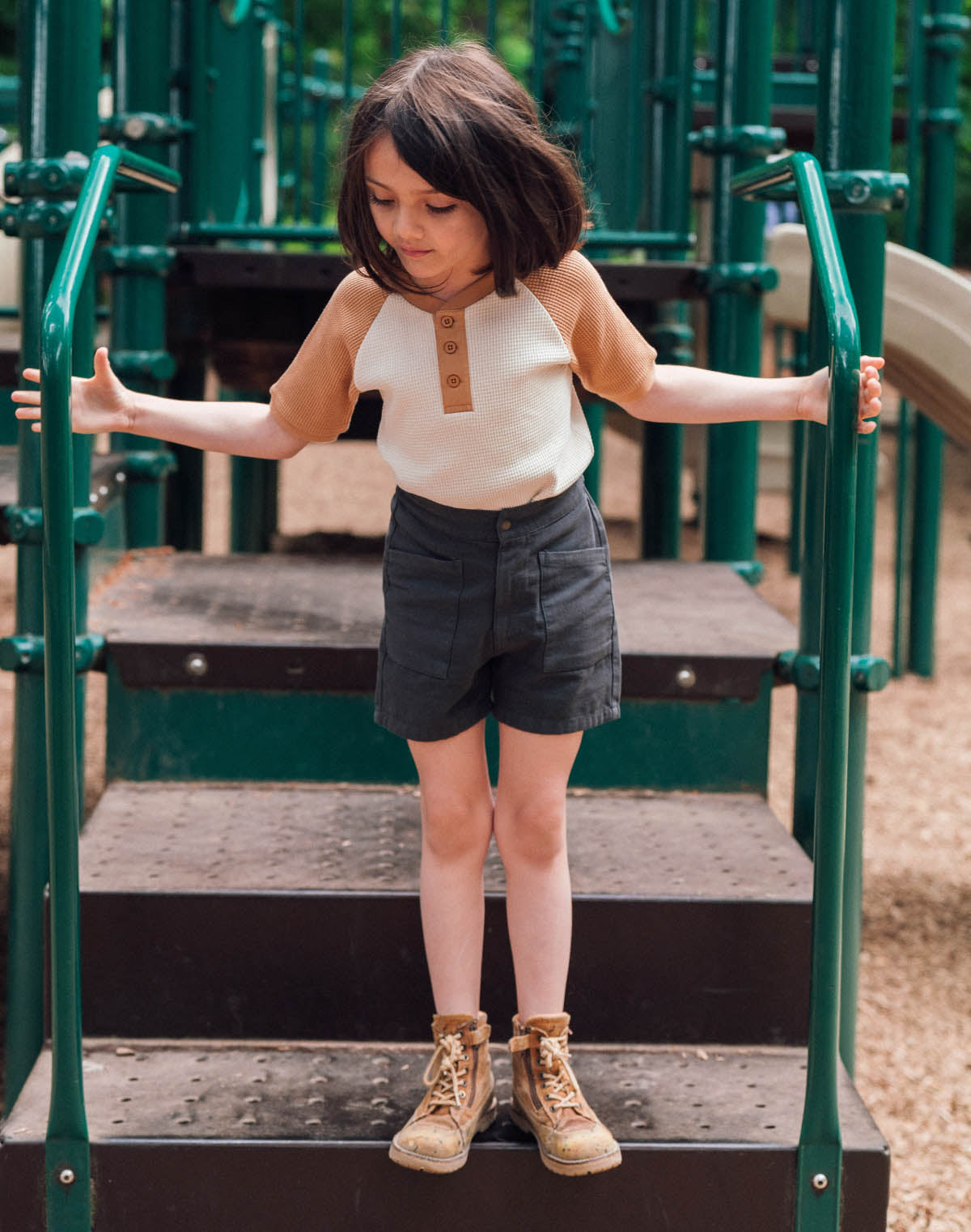 Kids Waffle Henley Tee in Oat and Peanut Butter